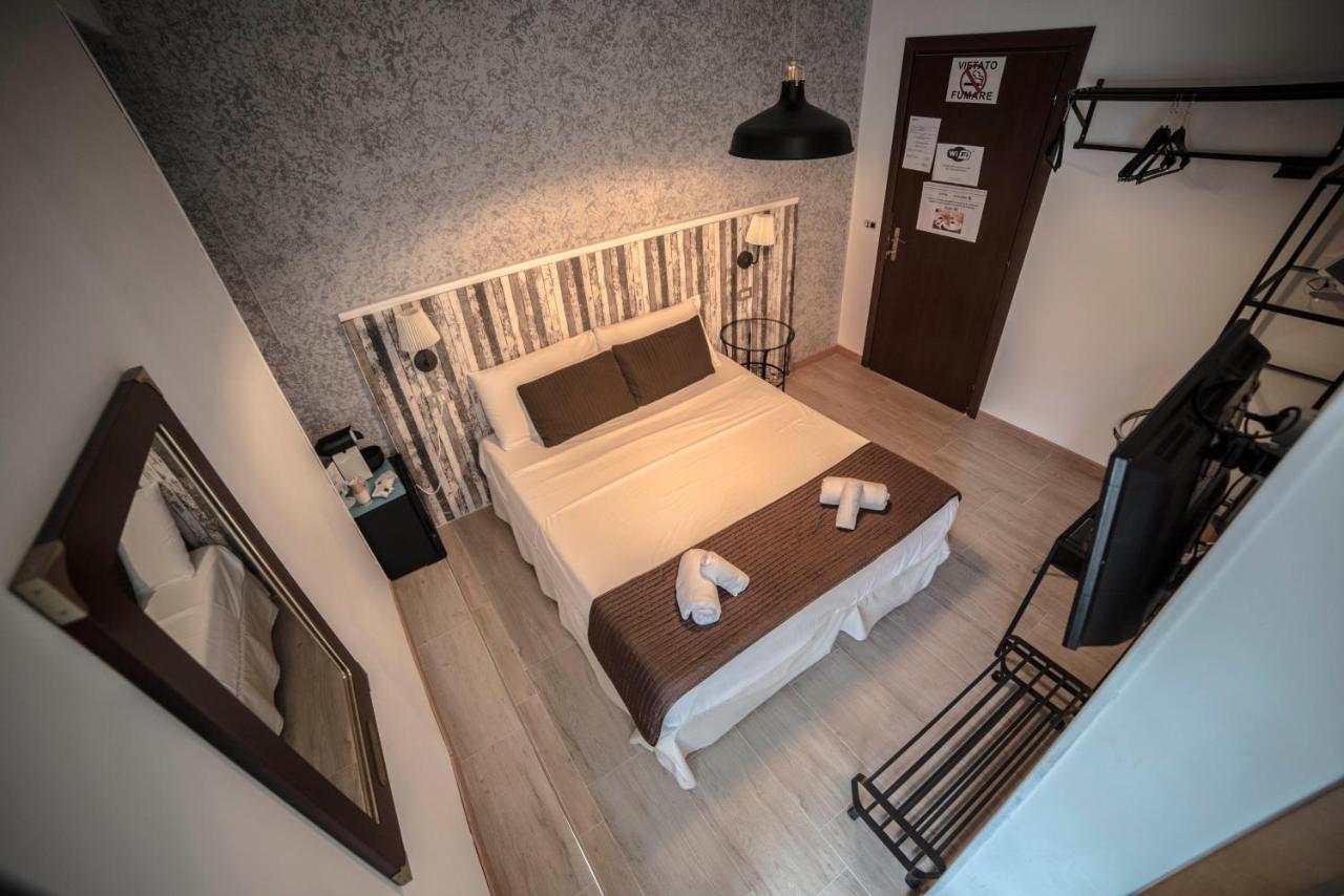 Galleria Frascati Rooms And Apartment Ngoại thất bức ảnh