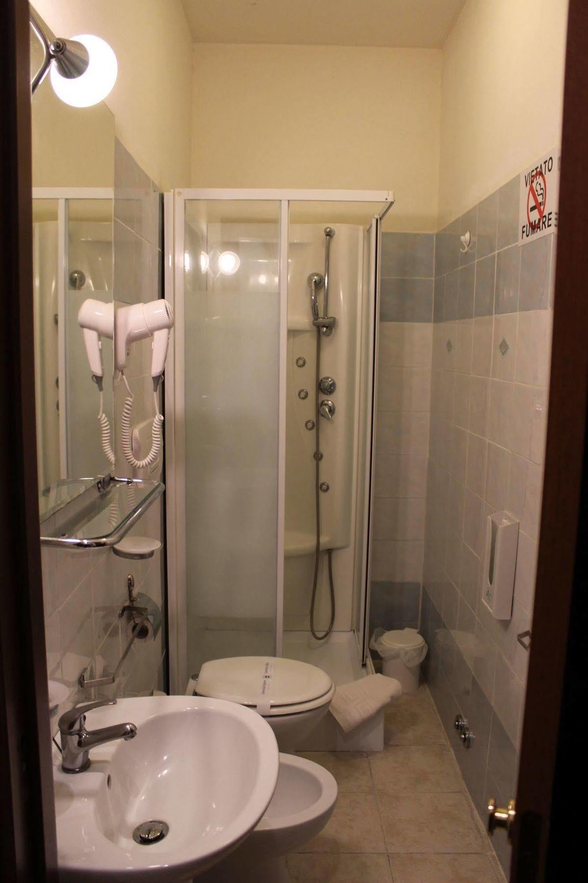 Galleria Frascati Rooms And Apartment Ngoại thất bức ảnh