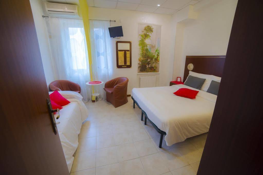 Galleria Frascati Rooms And Apartment Ngoại thất bức ảnh